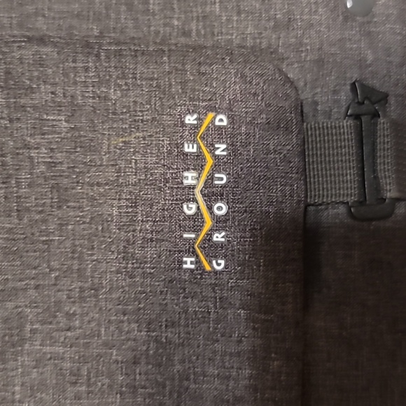 Higher ground laptop carrying case 15 x 11 - Picture 2 of 7